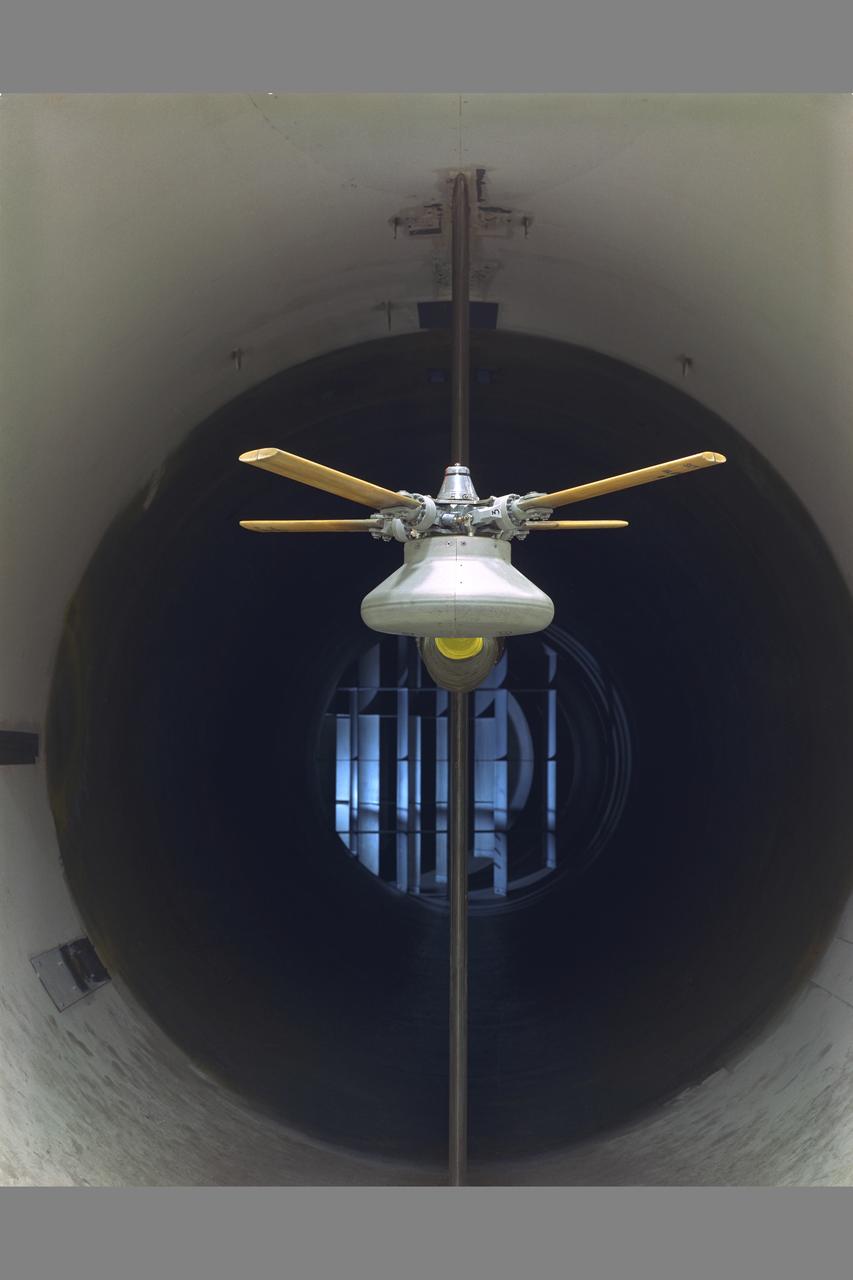 Rotary Entry Vehicle model in  NASA Ames Reseach Center 12ft Pressure Wind Tunnel