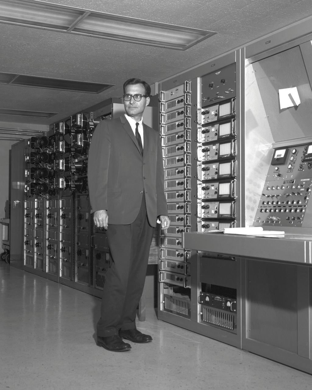 Alvin Seiff at Hypervelocity Free Flight Facility control room at the Ames Research Center.