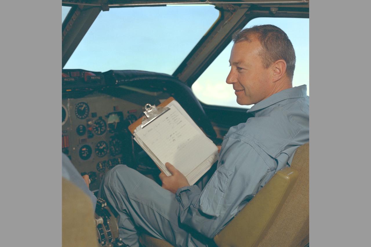 Pilot Bob Innis in cockpit of CV-990