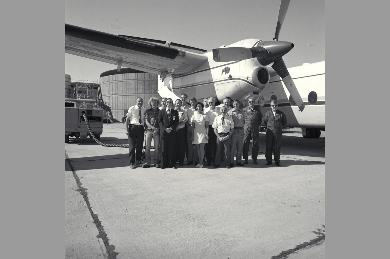 NASA SUPPORT GROUP (QSRA PROJECT TEAM). L-R: John Cochrane, Robert Price, Howard Tuner, Mike Shovlin, Dennis Riddle, Al Boissevain, Dennis Brown, Patty Beck, John Weyers, Bob McCracken, Peter Patterakis, Jack Ratcliff, Al Kass, Bob Innis, Tom Twiggs (Boeing). Note: Used in publication in Flight Research at Ames; 57 Years of Development and Validation of Aeronautical Technology NASA SP-1998-3300 fig. 111