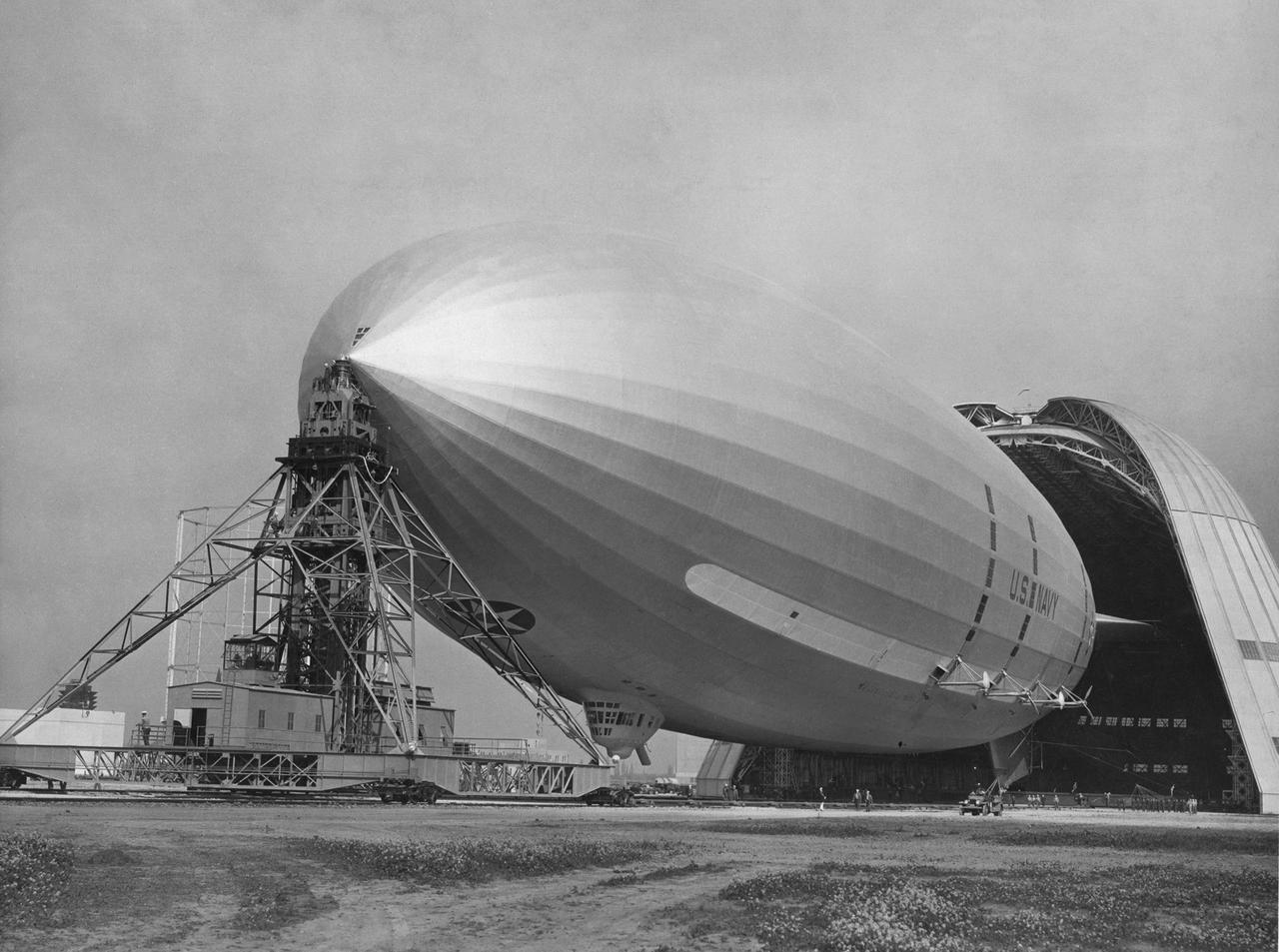 Navy USS Macon leaving Hangar 1 prior to flight from NAS Sunnyvale, CA