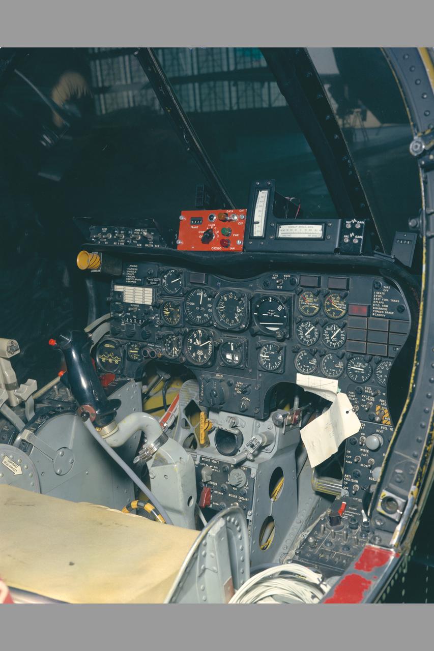 OV-10A instrument  panel similar to 407-46-1 but showing pitch and yaw indicators.  YOV-10A STOL Aircraft rotating cylinder flap.
