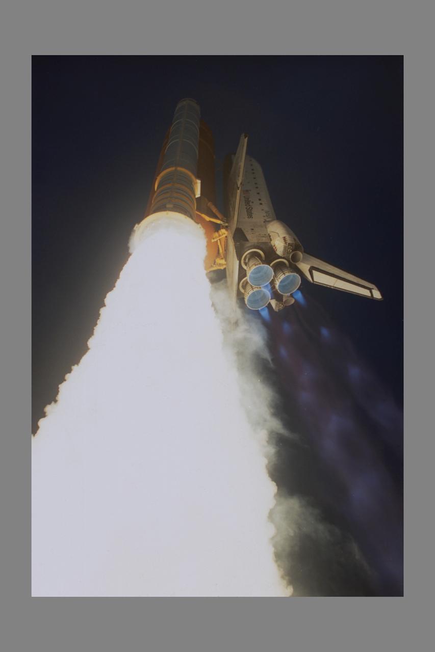 Space Shuttle Discovery STS-48 launch from Kennedy Space Center, FLA to deploy the Upper Atmosphere Research Satellite (UARS)