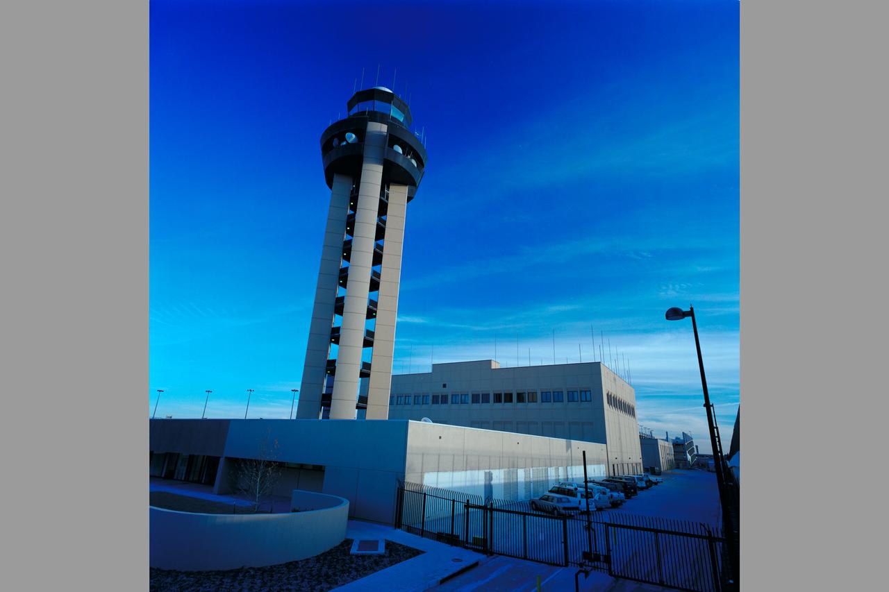 FAST CTAS system operation trials at Dallas/Ft Worth, Tx (DFW TRACON ATC Automation Tool)