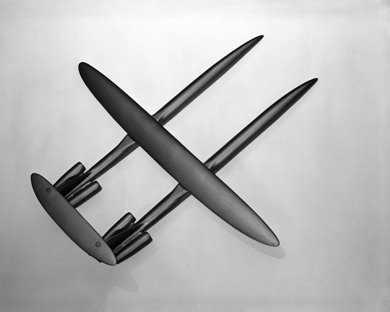 OBLIQUE WING TRANSONIC TRANSPORT MODEL: DR. R. T. JONES' CONCEPT-STRAIGHT WING CONFIGURATION
