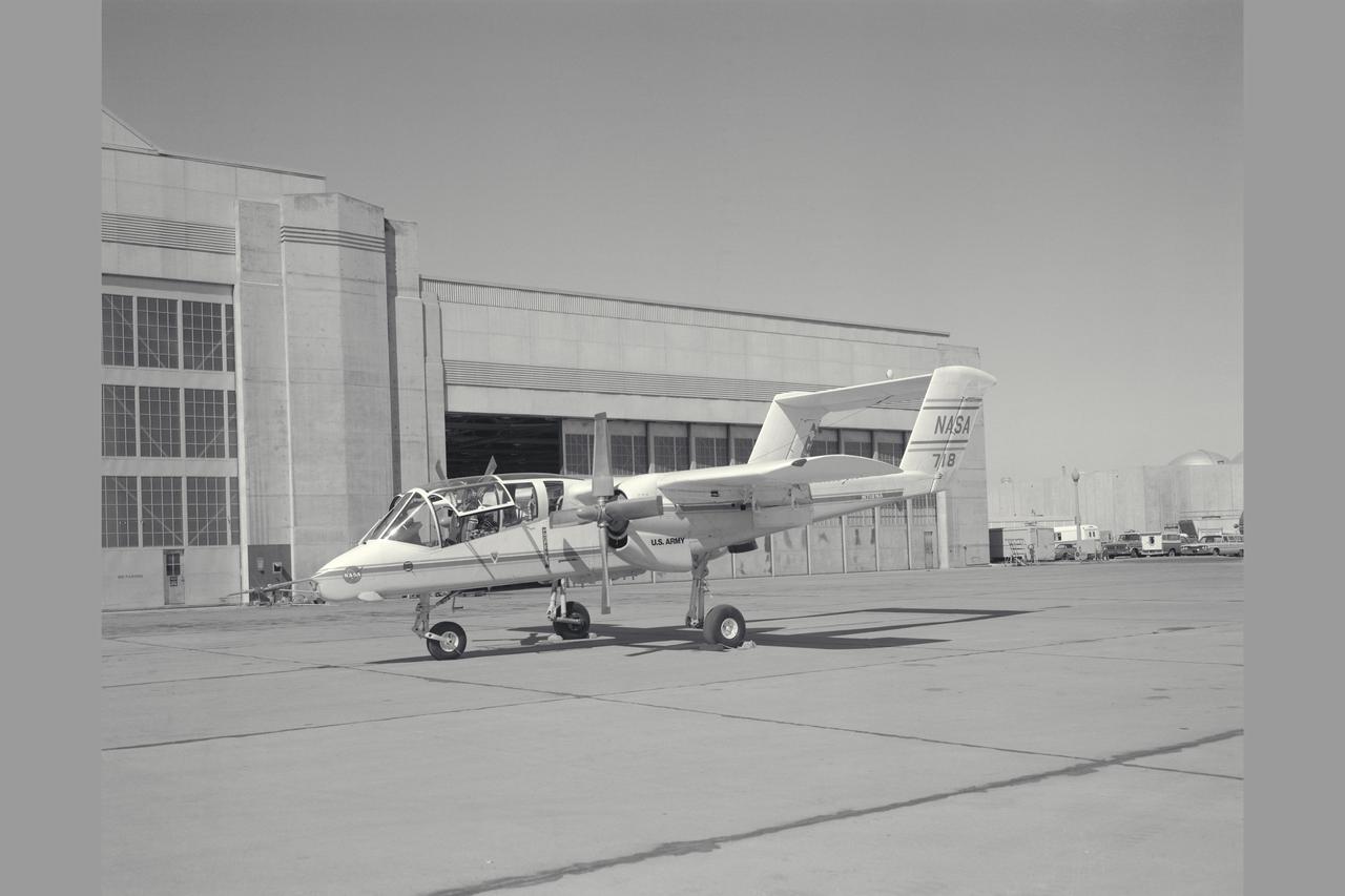 OV-10A (NASA-718) on NASA Ames Ramp: pilot Bob Innis