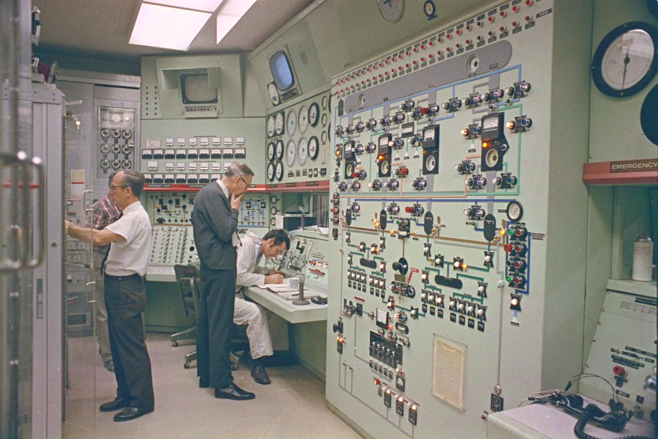 N-221 40x80ft wind tunnel control room  Note: used for recruiting brochure