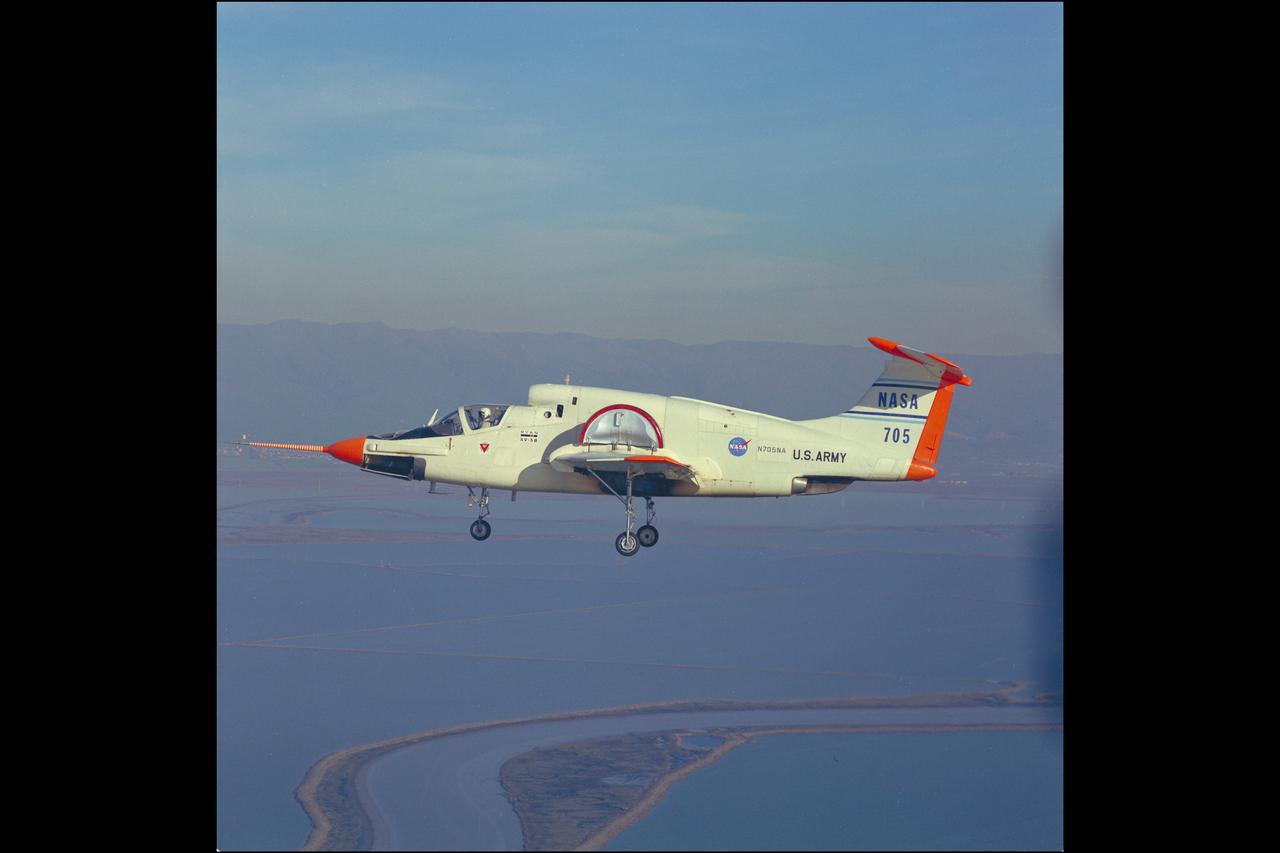 XV-5B (NASA 705) fan in wing airplane in flight