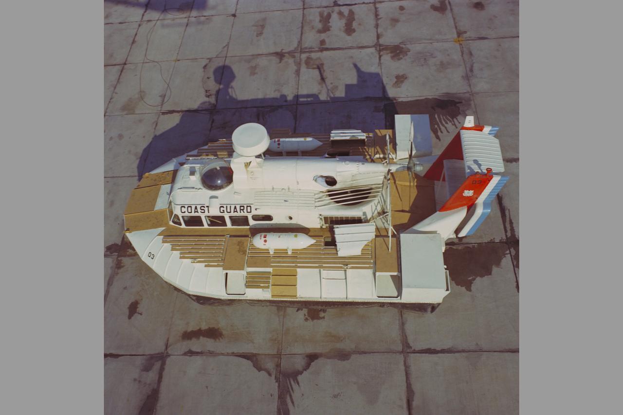 Hovercraft surface evvect vehicle No.03 model SK-5 (S/N015)