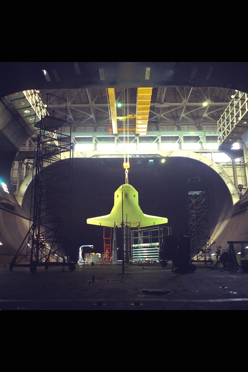 Space Shuttle Orbiter 101 model installation in the NASA Ames 40x80ft Subsonic Wind Tunnel. Test-462