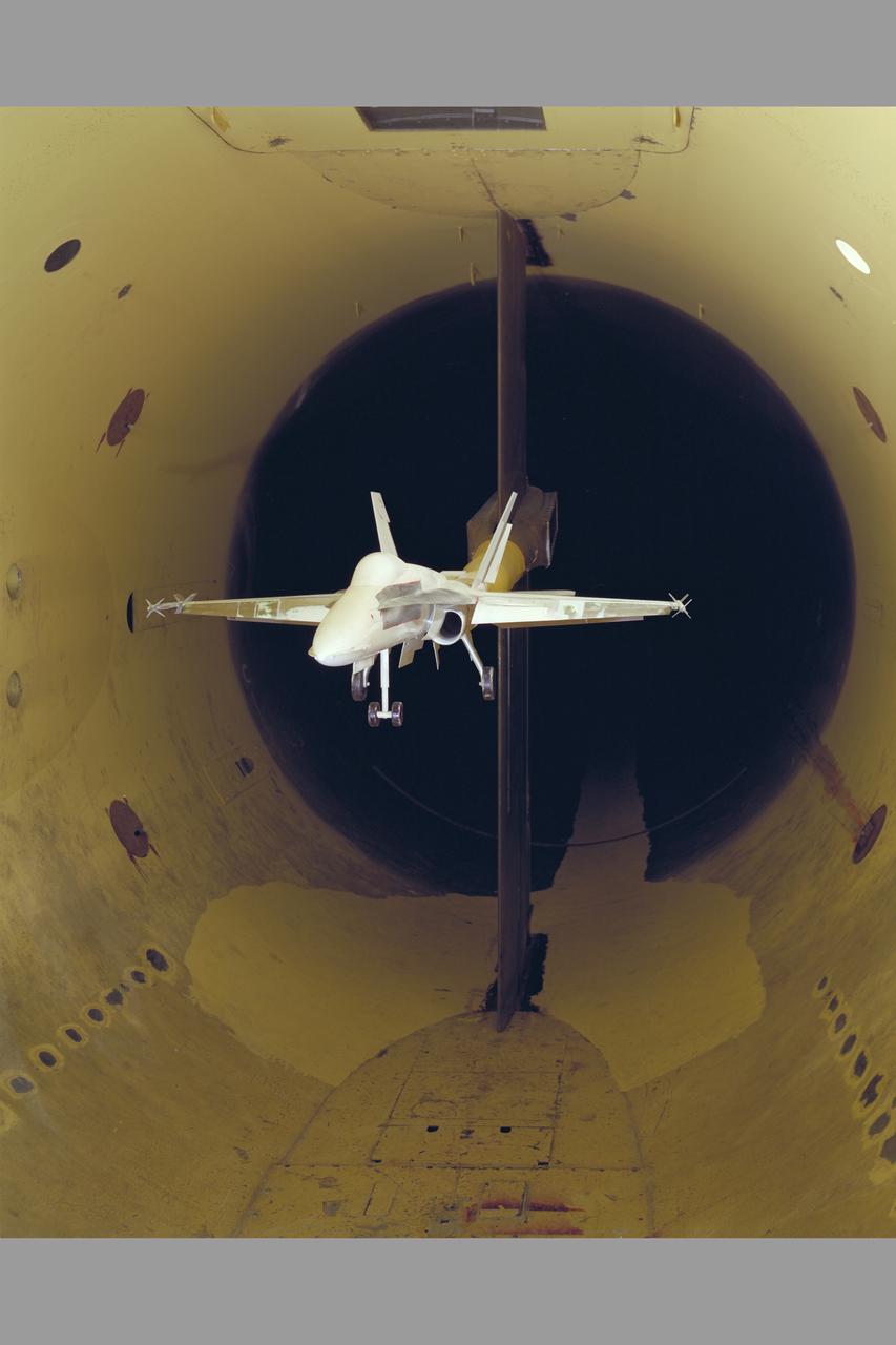 F-18 HICL II model in 12ft w.t.