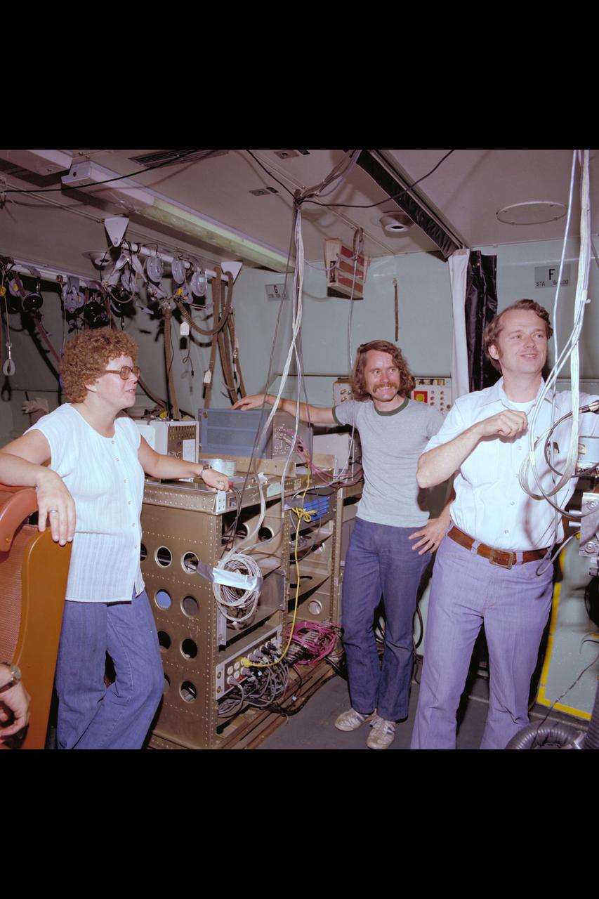 C-141 KAO Rochester, Cornell and California University Experiments packages on board