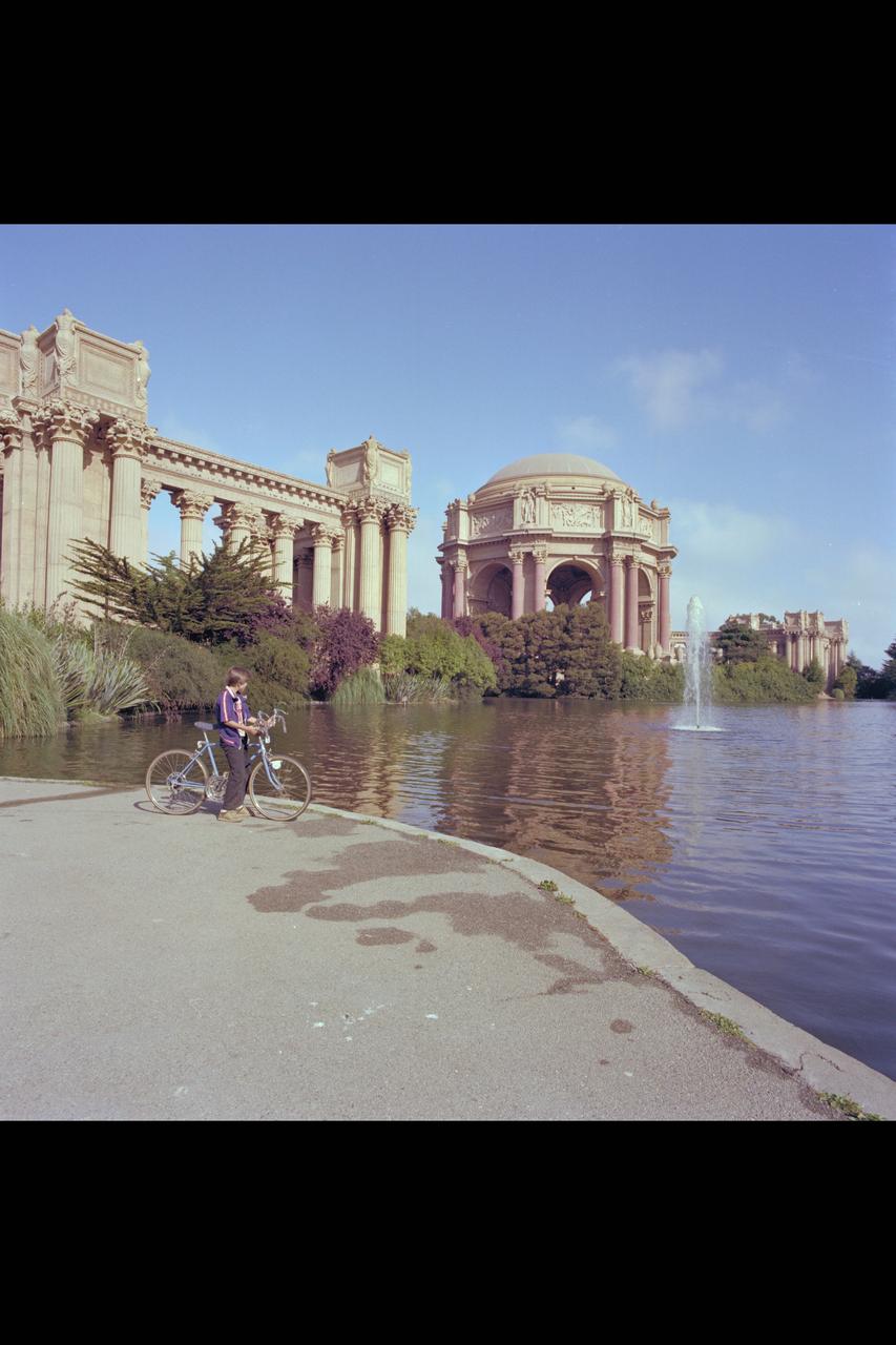 Recruiting Brochure: The Palace of Fine Arts, The Exploratorium in San Francisco