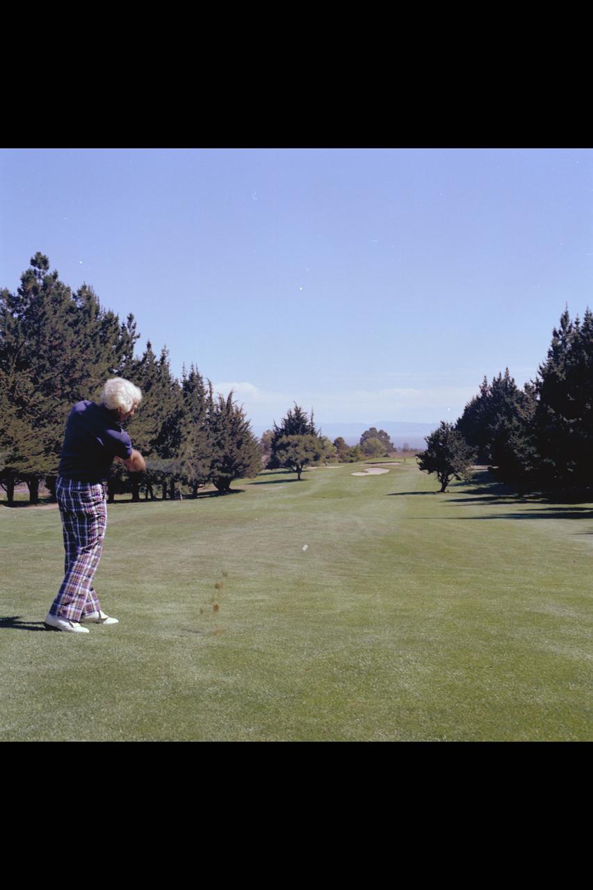 Recruiting Brochure: Shot of Bay Area Sports Activities 1979-1995 (Joe March at Moffett Golf Course)