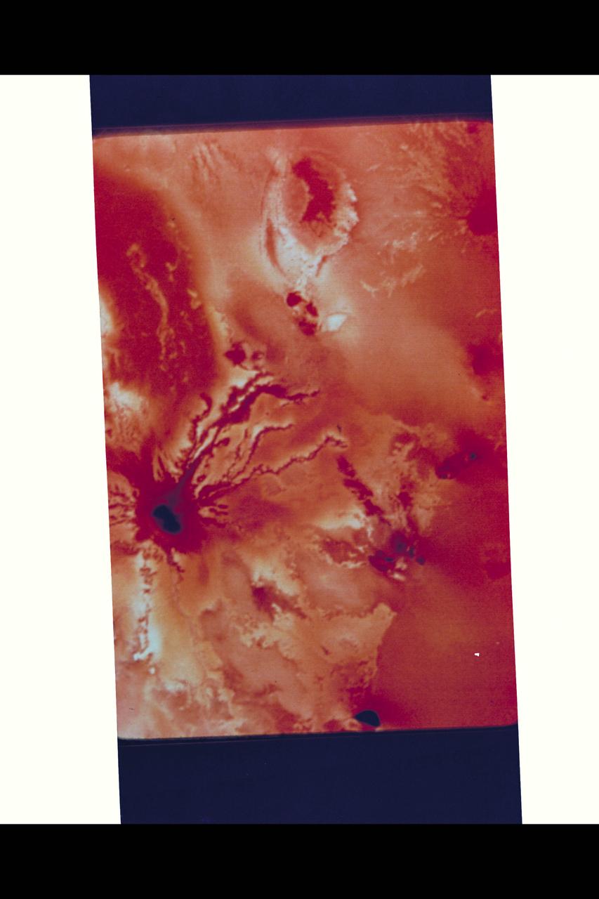 Voyager 1 close up image of Jupiter moon Io JPL ref. No. P-21277