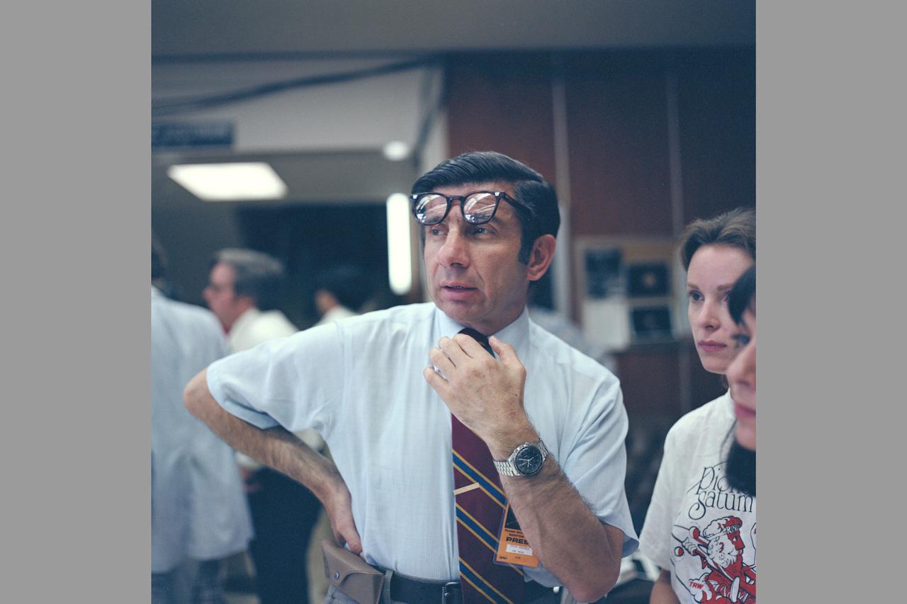 ARC-1979-AC79-9114-70