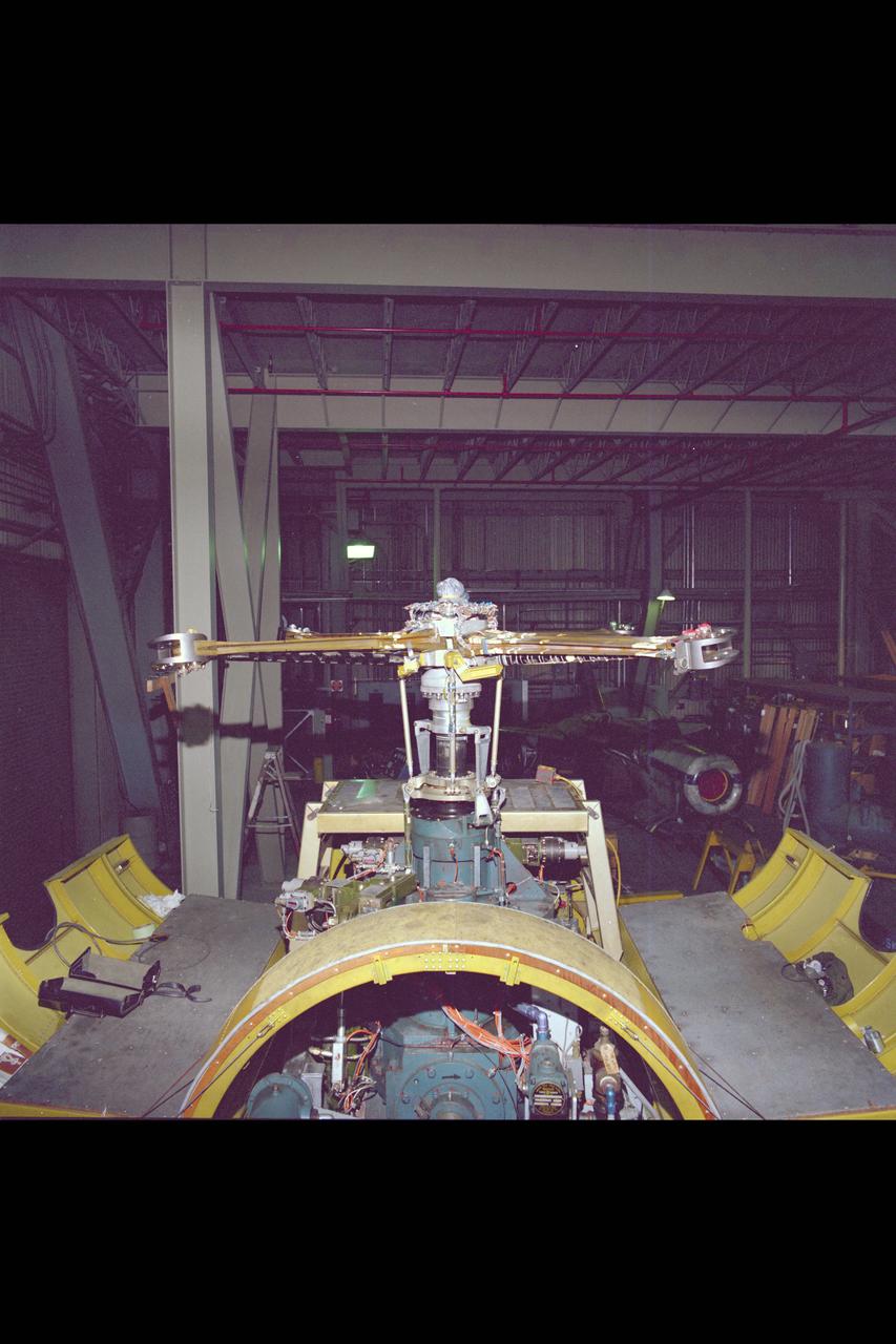 Bearingless Main Rotor