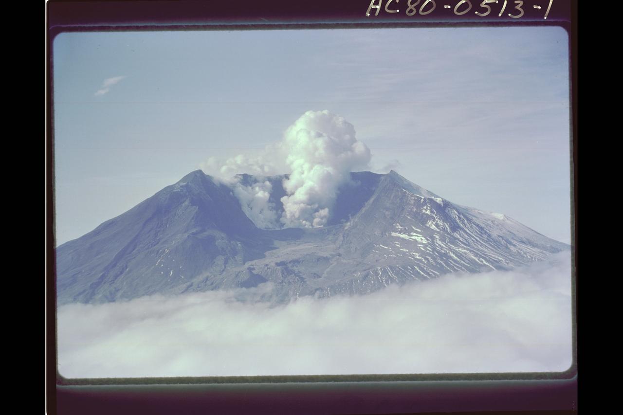 Mt. St. Helens Volcano - post eruption