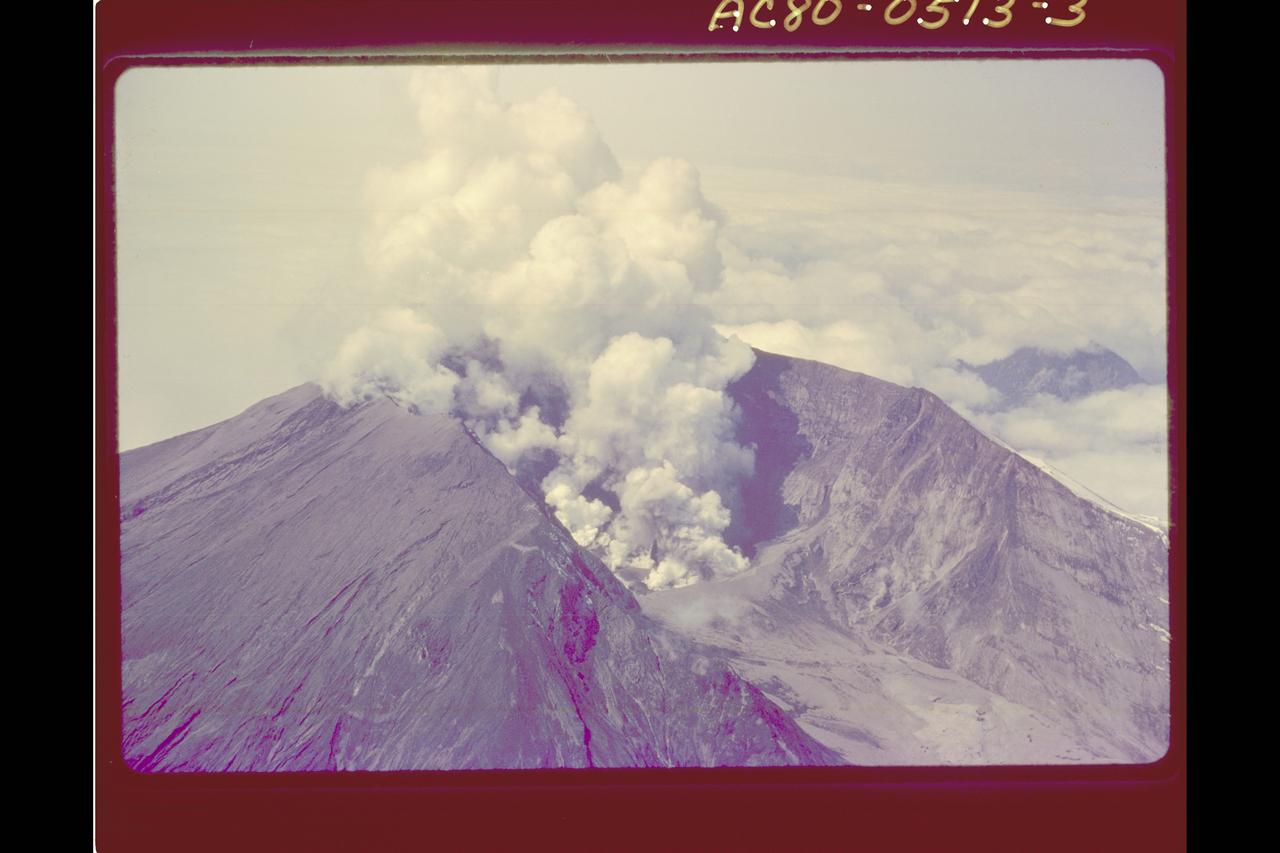 Mt. St. Helens Volcano - post eruption