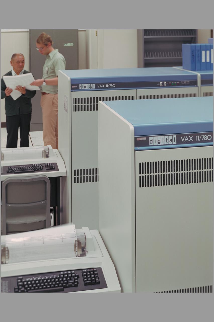 N-233 computer hardware - digital VAX-11/780
