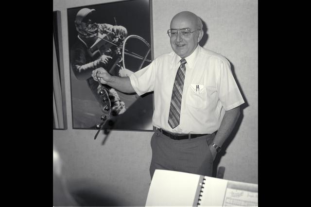 NASA image: ARC-1983-A83-0806-5