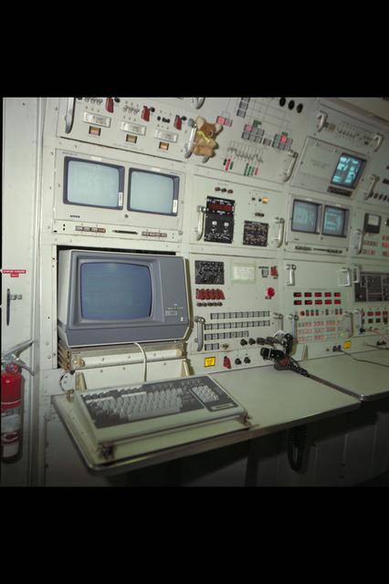 NASA image: ARC-1984-AC84-0286-9