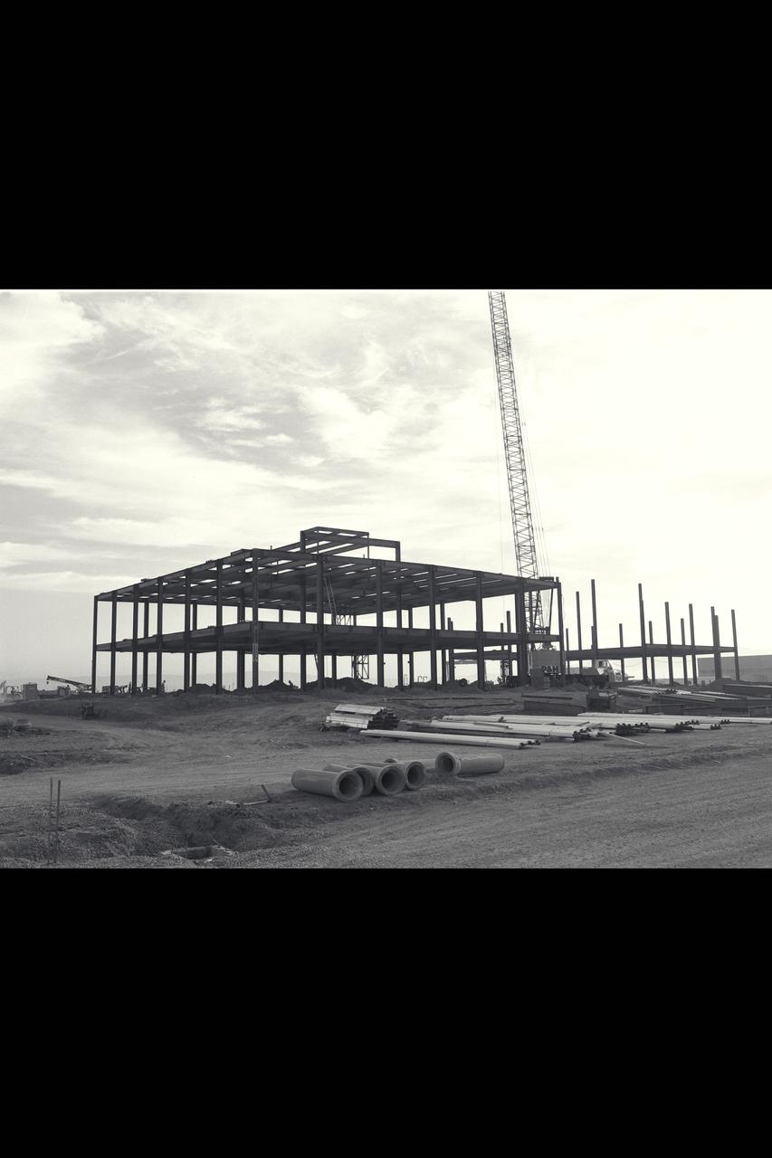 N-258 NAS (Numerical Aerodynamic Simualtion) Facility,  aerials of (pre) construction site,  Framing