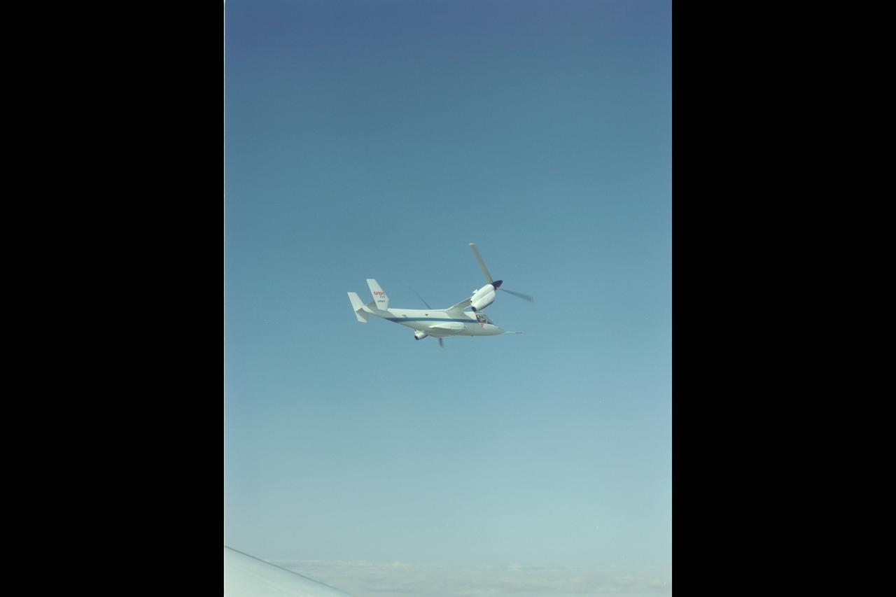 XV-15 Tilt Rotor (NASA-703) in conversion flight at Ames Research Center