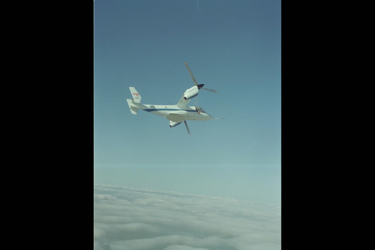 XV-15 Tilt Rotor (NASA-703) in conversion flight at Ames Research Center