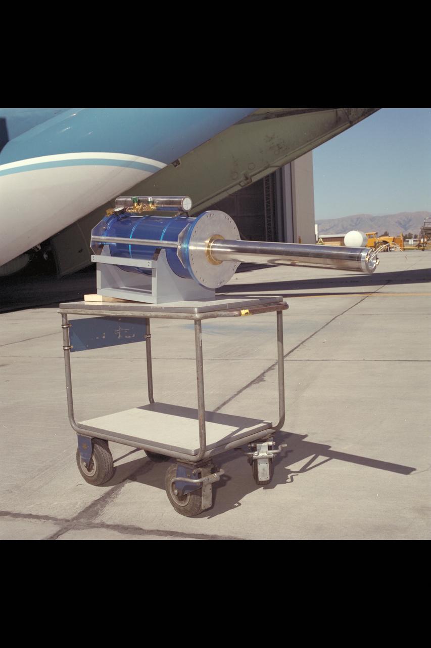 C-141 KAO: Yerkes Observatory, University of Chicago, FAR-IR Camera