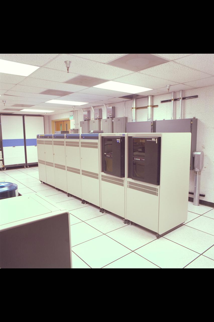 N-227 Wind Tunnel Data Control Room: Hardware