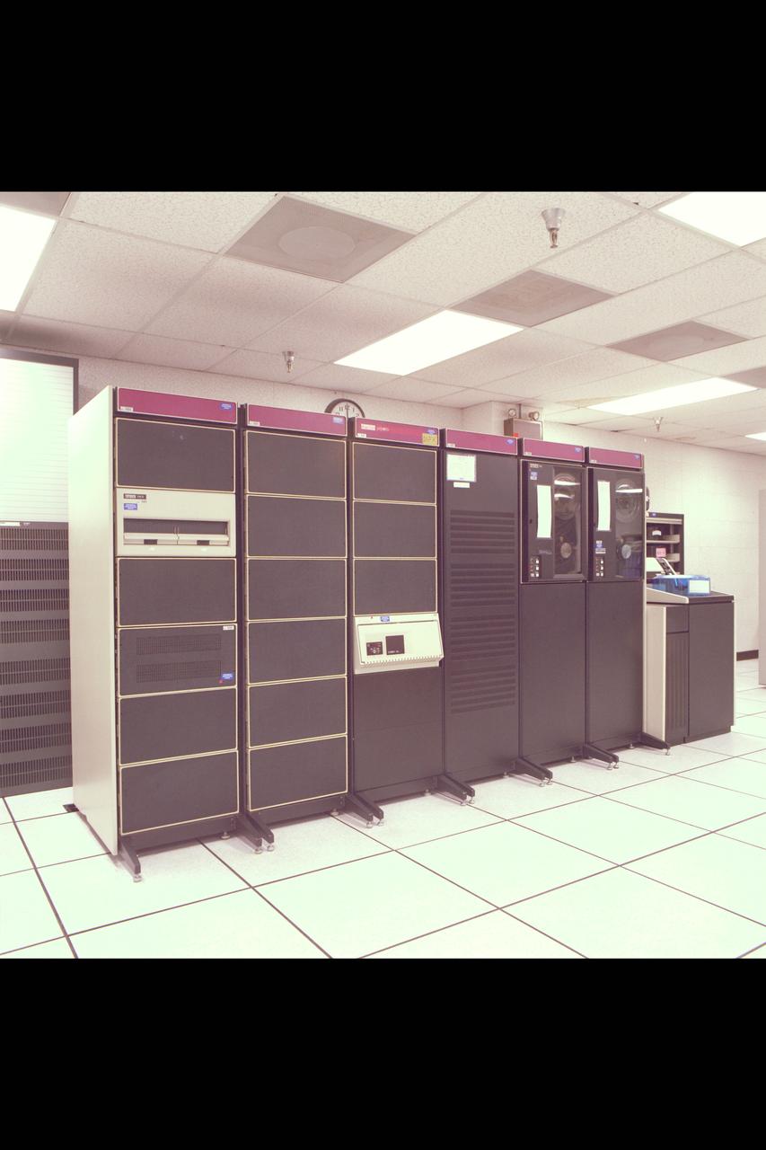 N-227 Wind Tunnel Data Control Room: Hardware