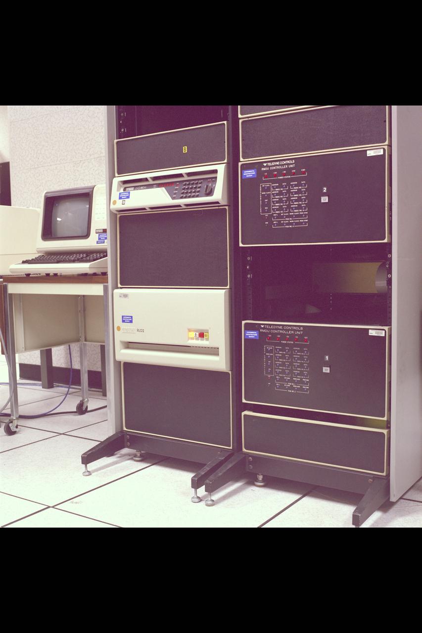 N-227 Wind Tunnel Data Control Room: Hardware