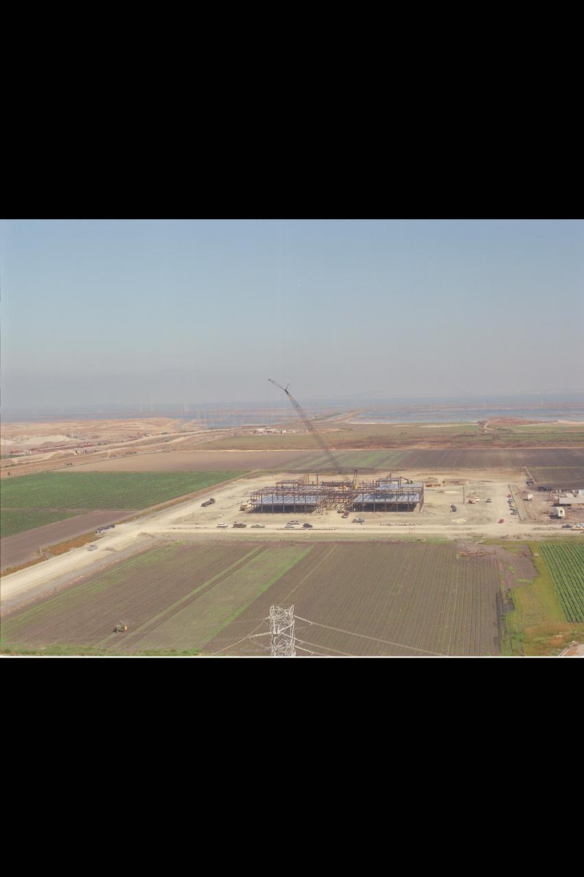 N-258 NAS (Numerical Aerodynamic Simulation) Facility, Roof Top Aerials of construction site, framing
