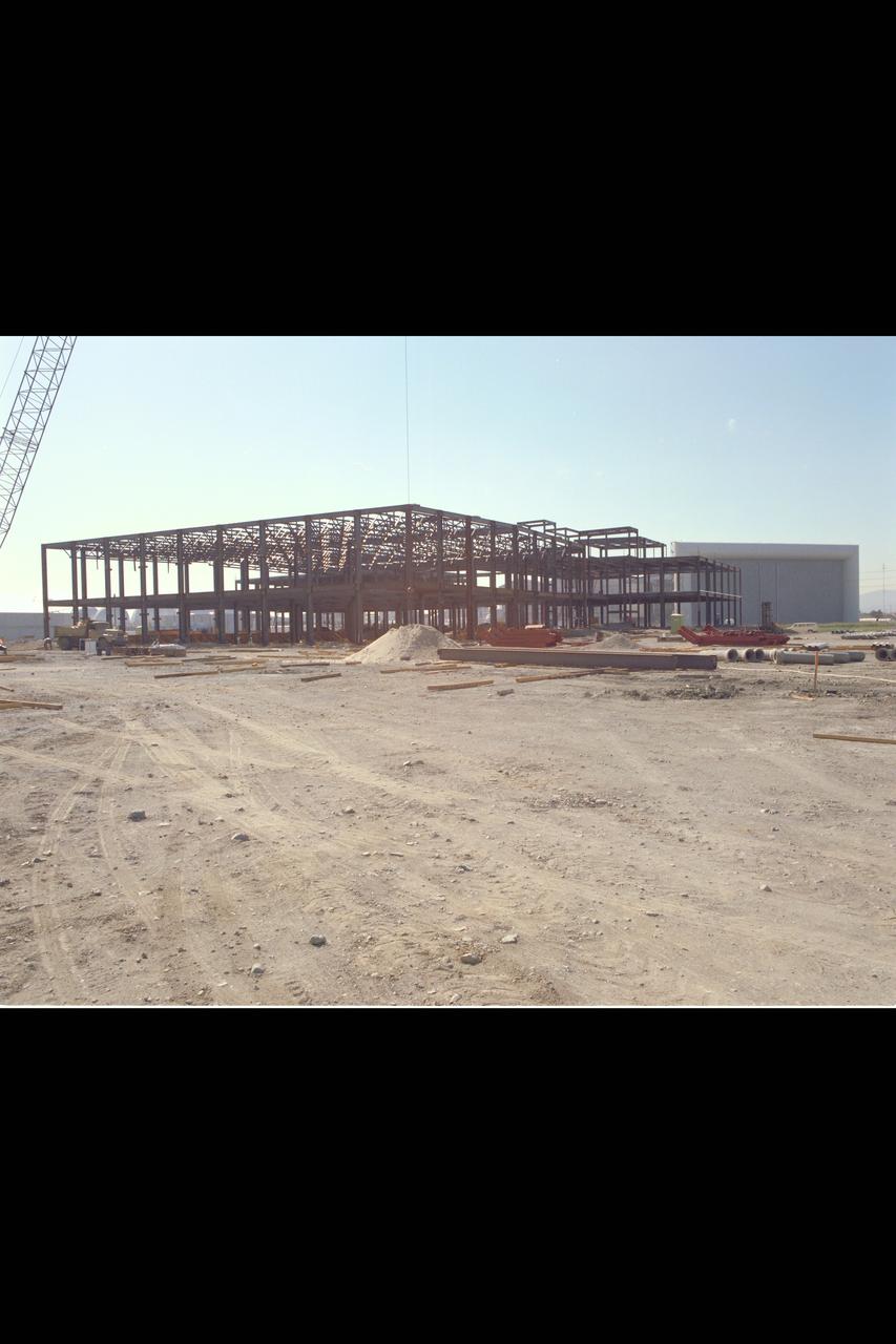 N-258 NAS (Numerical Aerodynamic Simulation) Facility, Roof Top Aerials of construction site, framing