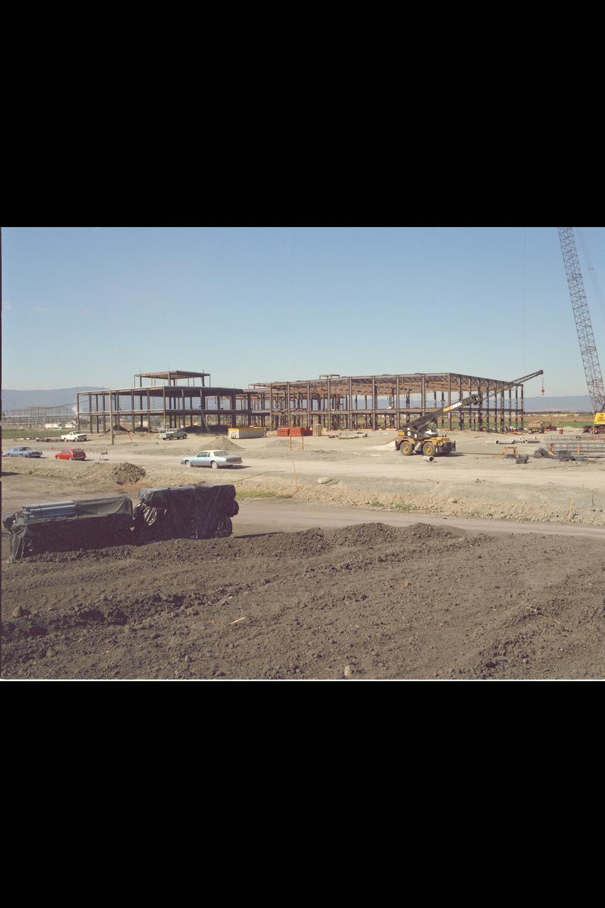 N-258 NAS (Numerical Aerodynamic Simulation) Facility, Roof Top Aerials of construction site, framing