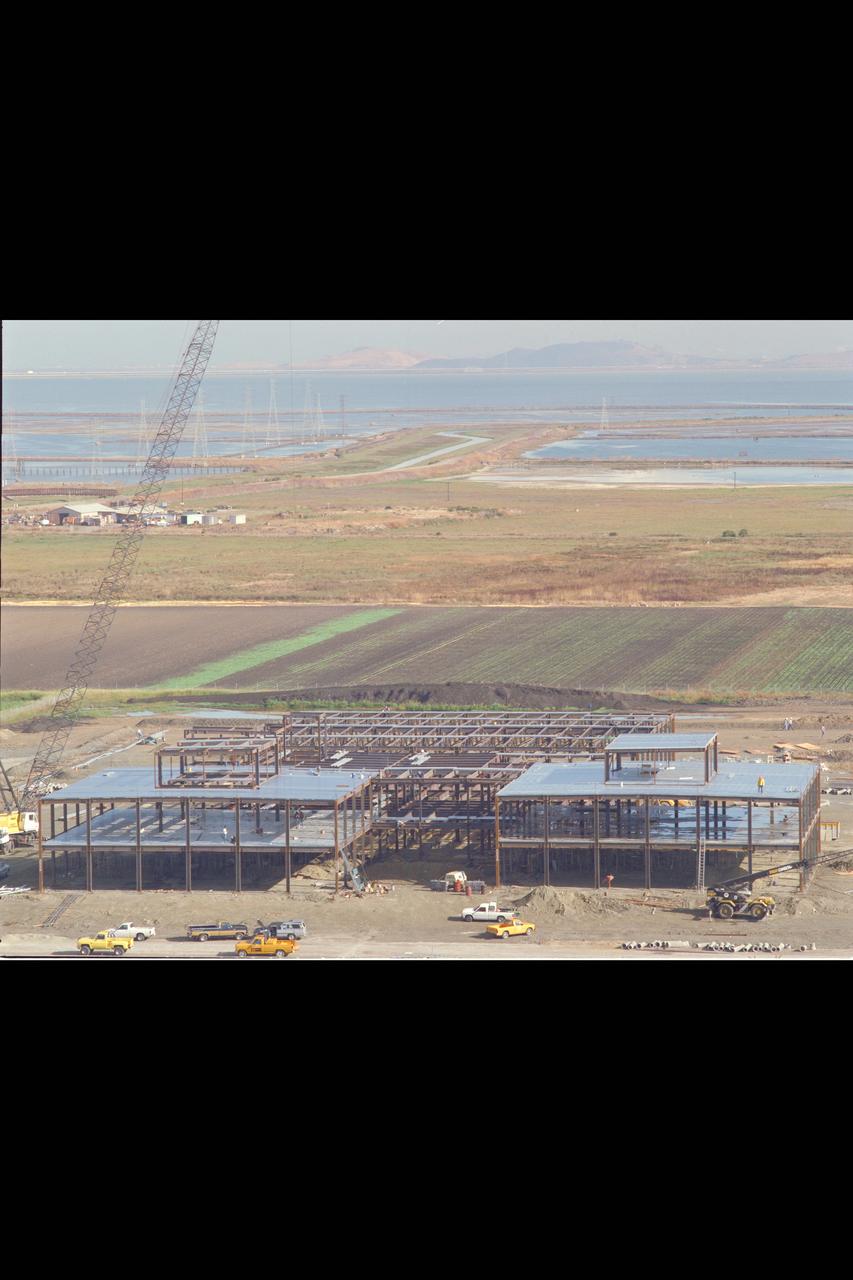 N-258 NAS (Numerical Aerodynamic Simulation) Facility, Roof Top Aerials of construction site, framing