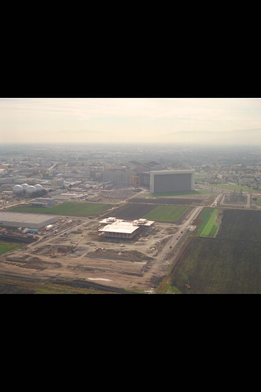 N-258 NAS (Numerical Aerodynamic Simulation) Facility, Aerials of construction site, framing