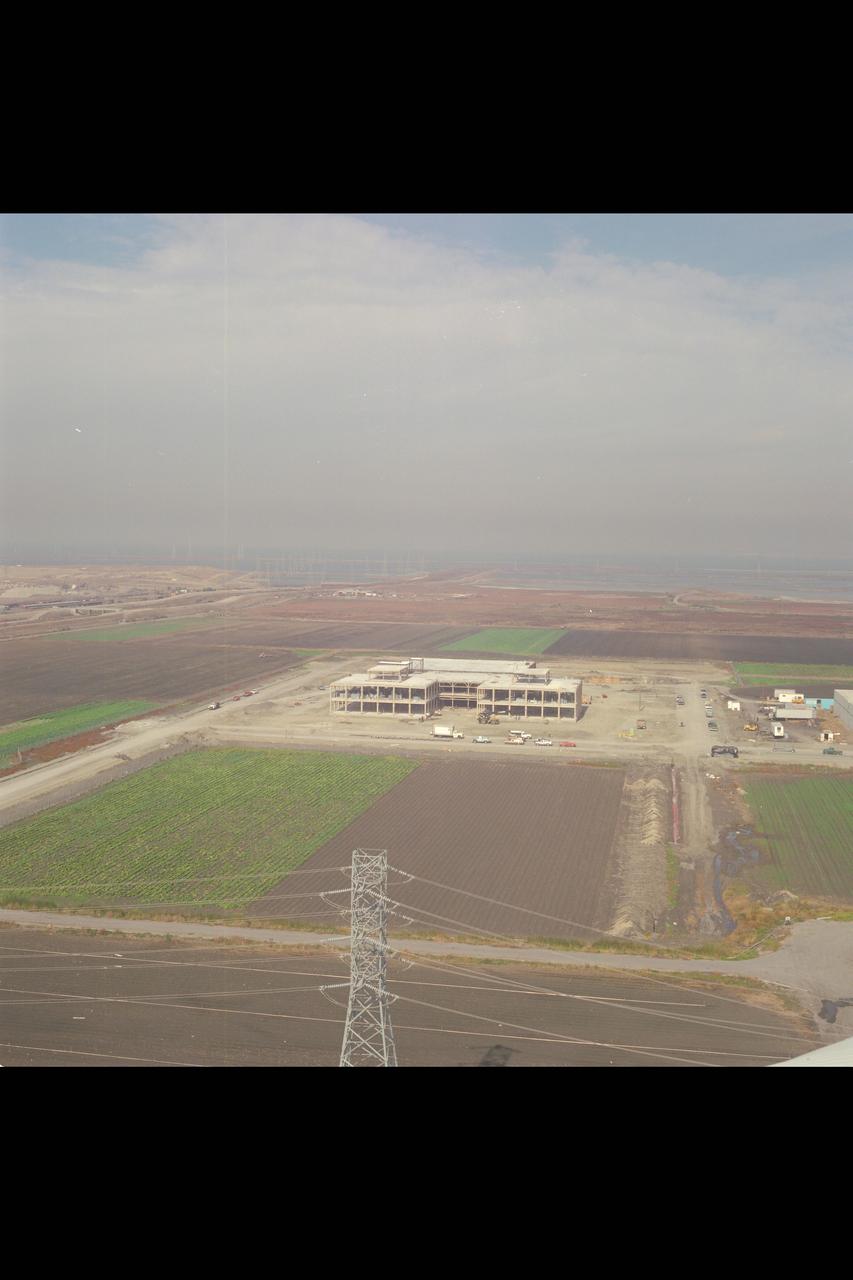 N-258 NAS (Numerical Aerodynamic Simulation) Facility, Aerials of construction site, framing