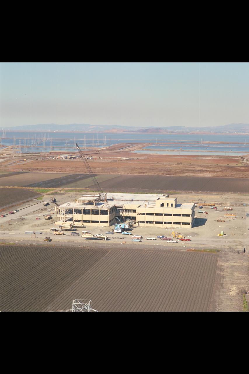 N-258 NAS (Numerical Aerodynamic Simulation) Facility, Roof Top Aerial of Construction Site, Framing