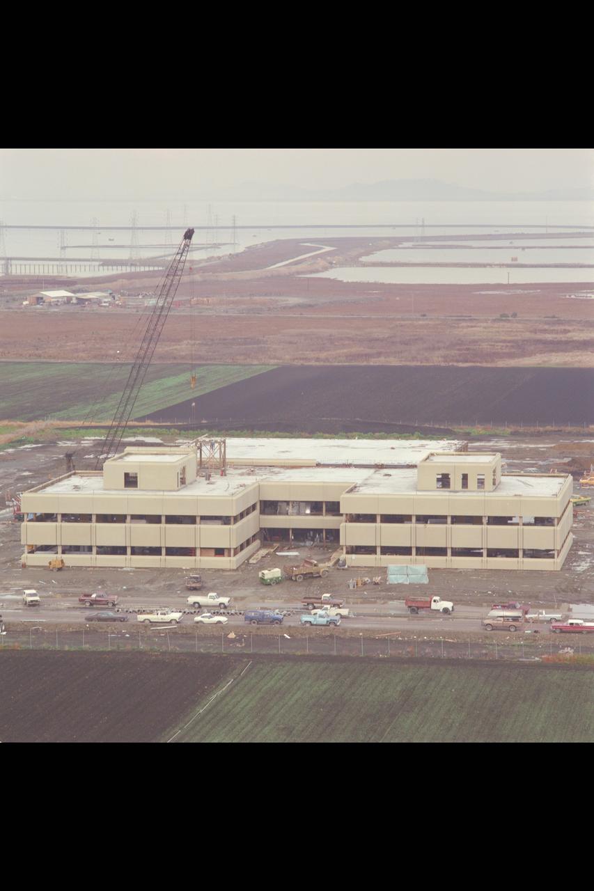 N-258 NAS (Numerical Aerodynamic Simulation) Facility, Roof Top Aerial of Construction Site, Framing