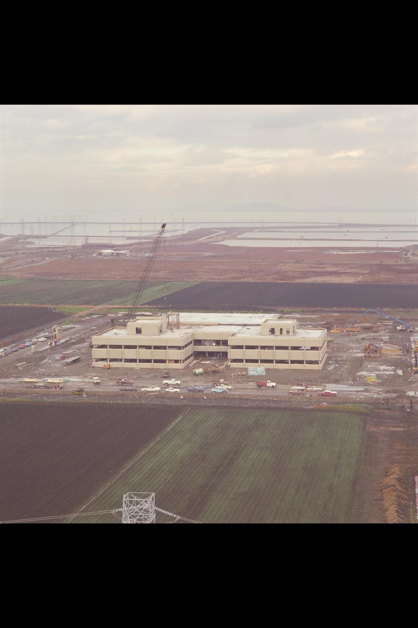 N-258 NAS (Numerical Aerodynamic Simulation) Facility, Roof Top Aerial of Construction Site, Framing