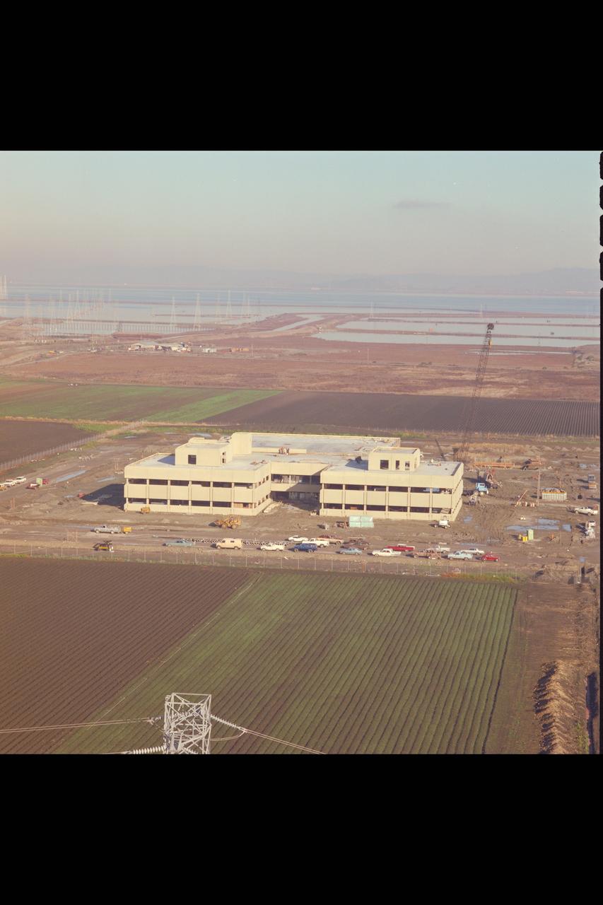 N-258 NAS (Numerical Aerodynamic Simulation) Facility, Roof Top Aerial of Construction Site, Framing