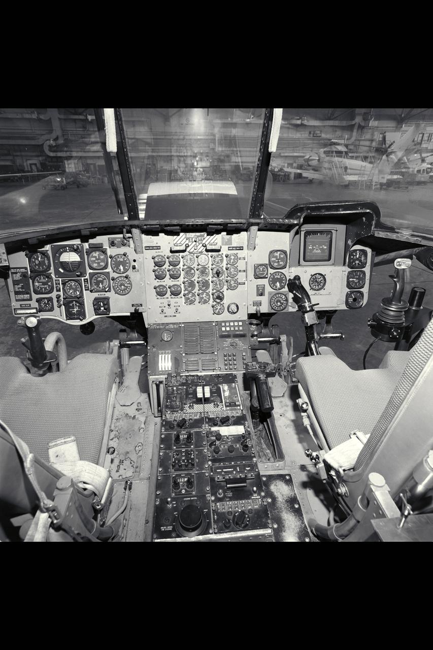 CH-47 (NASA-737) Control Panel and Cockpit