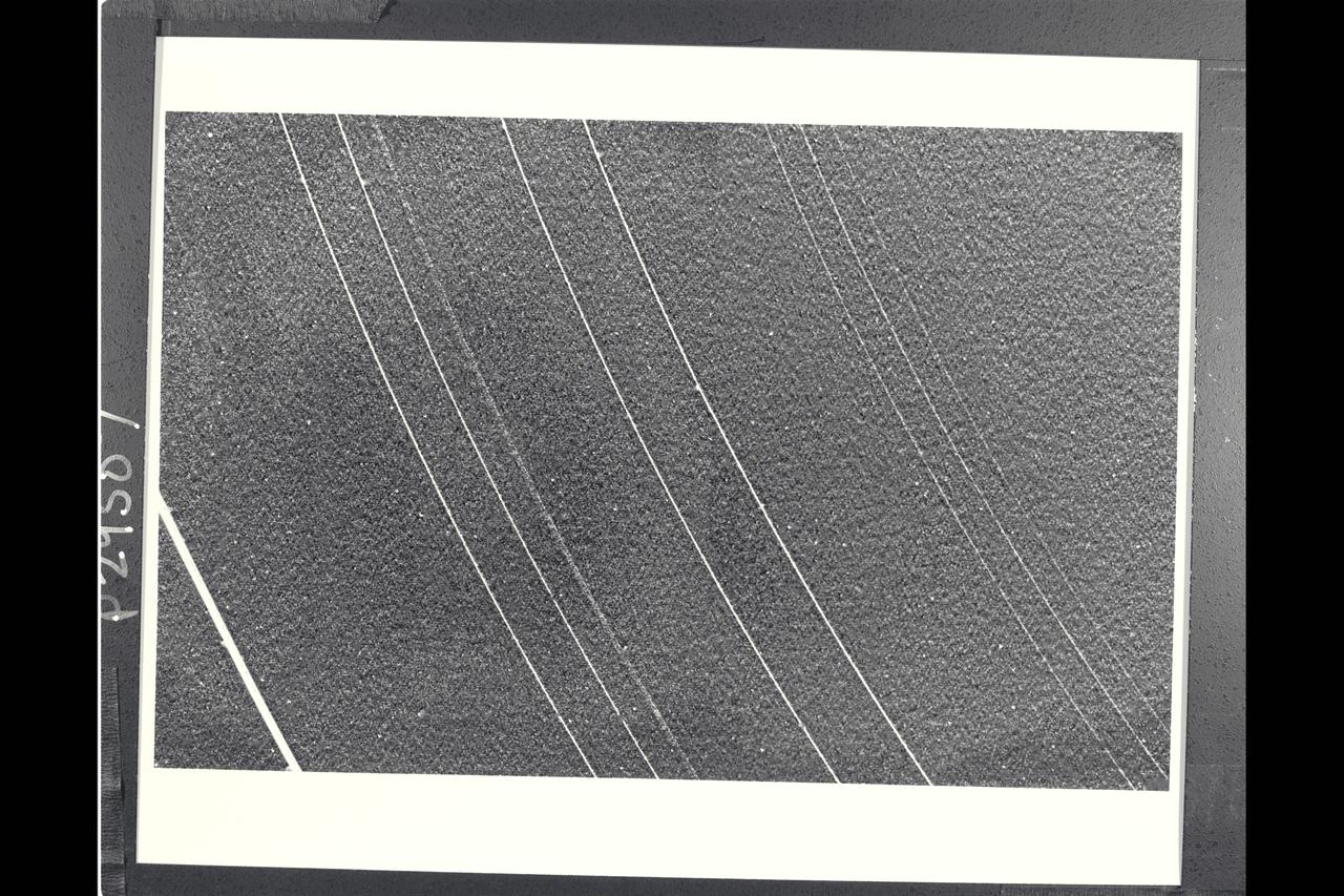 P-29507 Rings Voyager 2 flyby of Uranus