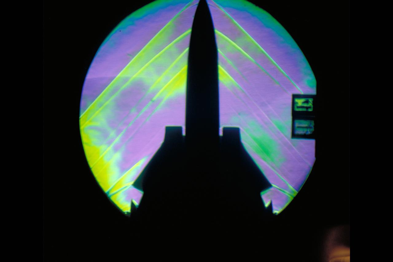 W.T. system F-14D model Schlieren test-041 in 9x7ft w.t.