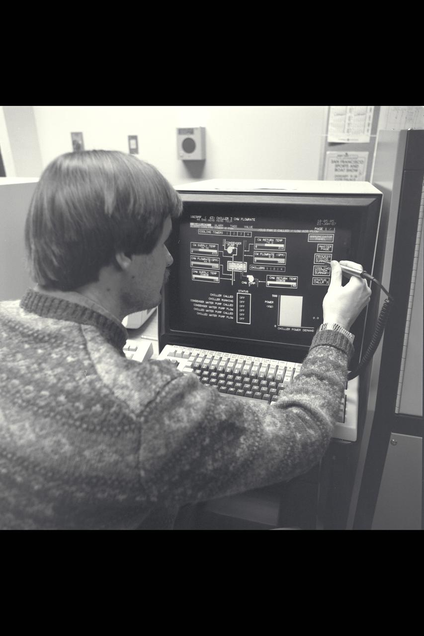 N-258 NAS Facility air conditioner units calibration and set up (construction)