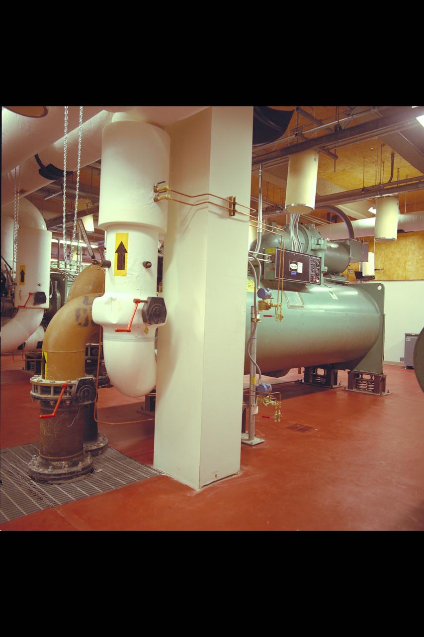 N-258 NAS Facility air condition power units (construction)