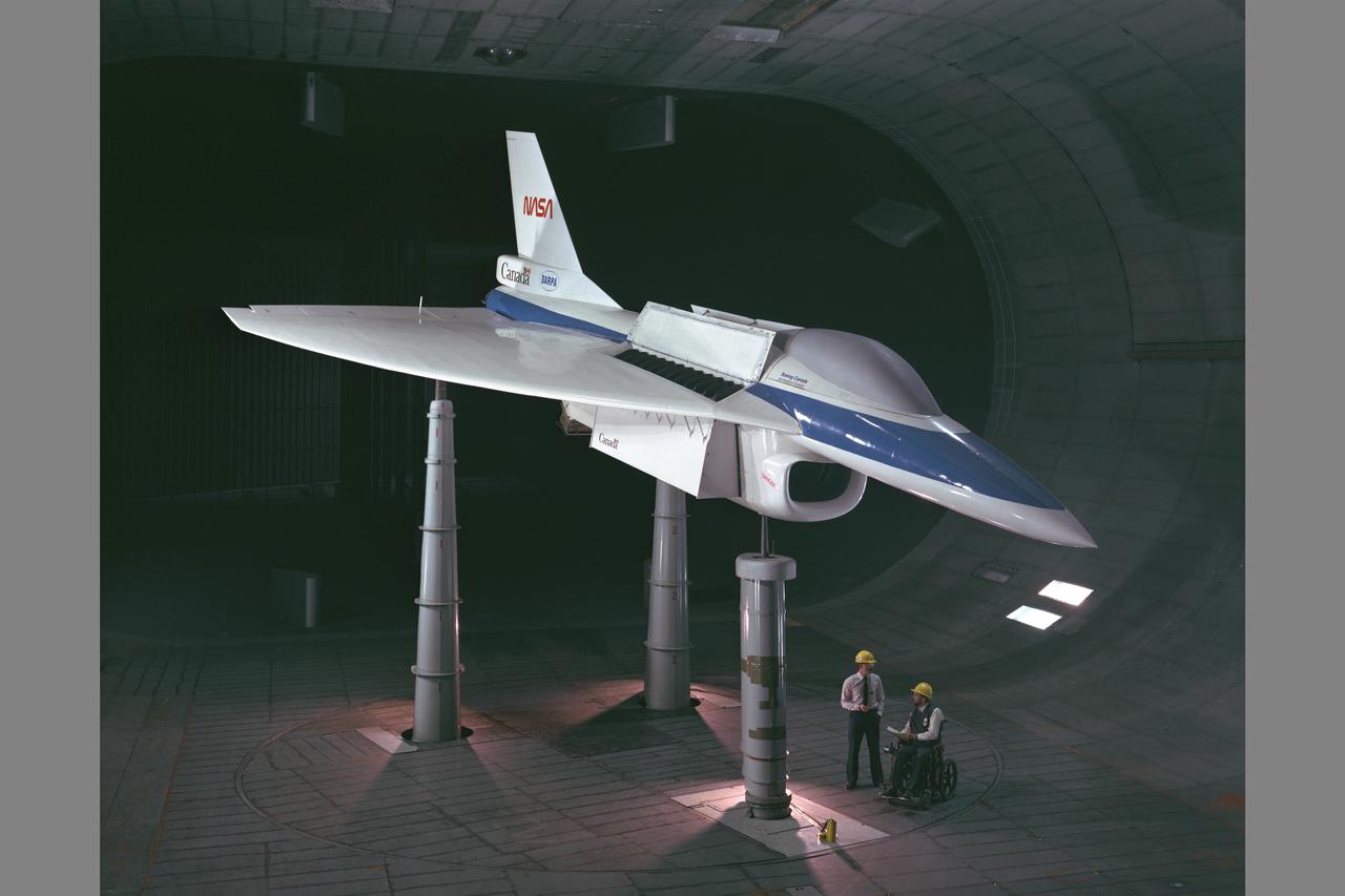 E-7 STOVL fighter model testing in Ames 40x80ft Subsonic wind tunnel. Investigating Supersonic Short Take-off and Vertical Landing (STOVL) technology.