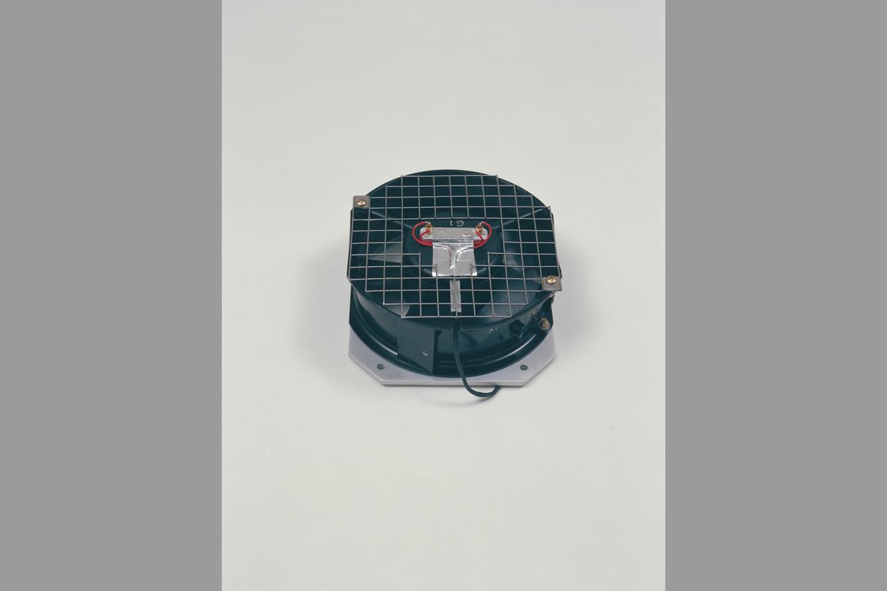 SL-J Space Shuttle Frog Embryology Experiment (FEU) flight hardware